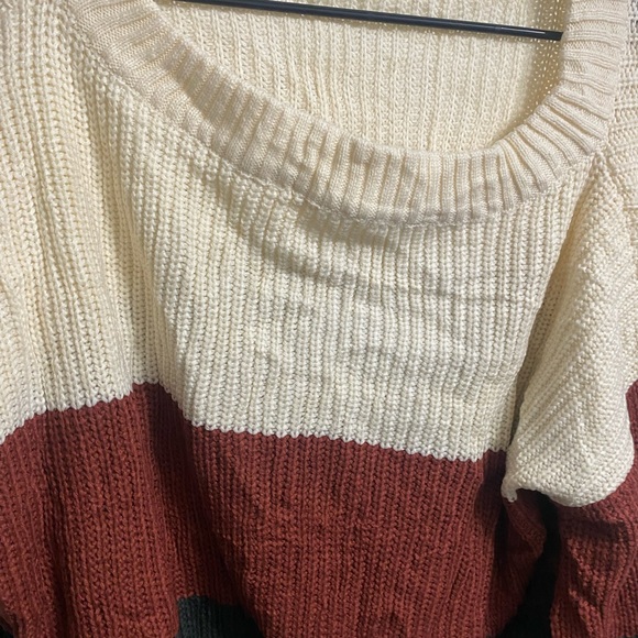 Sweater - Picture 6 of 7